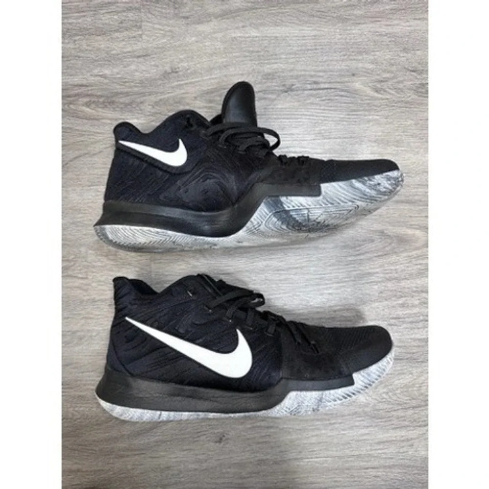 Nike Kyrie 3 BHM Basketball Shoes Mens Size 14‎ Black Gold 852415-001